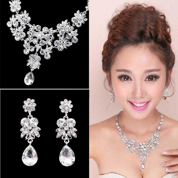 

black friday thanksgiving bride wedding necklace with rhinestone pendent and earrings for women, Golden;silver