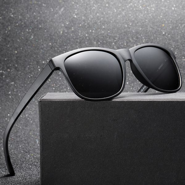 

ruosyling men polarized sunglasses male 2019 square driving floating tr sunglasses uv400 fashion trend quality men, White;black
