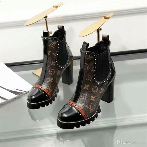 

18ss new arrival high women casual shoes red bottom boots girls designer luxury shoes with studded spikes party boots winter, Black
