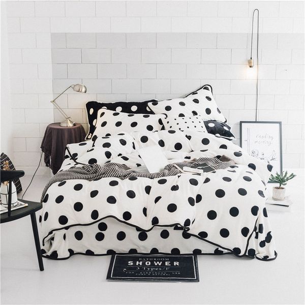 Luxury Soft Velvet Bedding Set Black And White Dot Duvet Cover