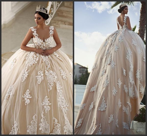 

2019 new vintage backless ball gown wedding dresses plus size lace appliqued cathedral train tulle bridal gowns vestido de novia 2018, White