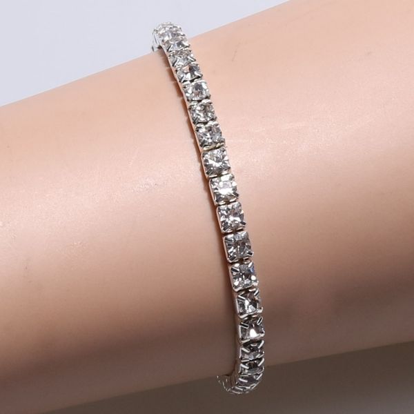 

whole sale4 pcs/lot crystal bracelets fashion chic single row stretched elastic strand bracelet for women jewelry, Black