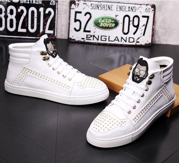

2018 Новый Стиль Мода Повседневная обувь мужская заклепки белый черный высокая вер