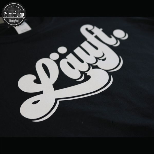 Funny T Shirt Läuft Lustiges T Shirt T Shirt Mit Sprüche Unisex Tshirt Funny Unisex Casual T Shirt Online T Shirt Designer From Tshirthutzone 1296