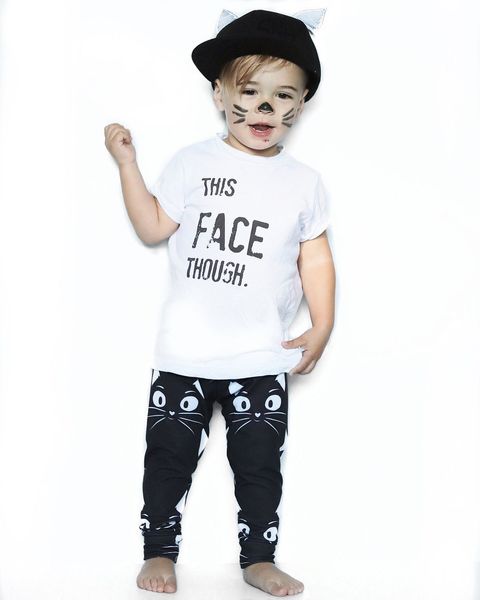 Baby Jungen Kleidung 2018 Neue Sommer Säuglings Kleinkind Kinder Baby Mädchen Jungen Brief Tops T Shirt + Cartoon Katze Hosen 2PCS Baby Outfits Set