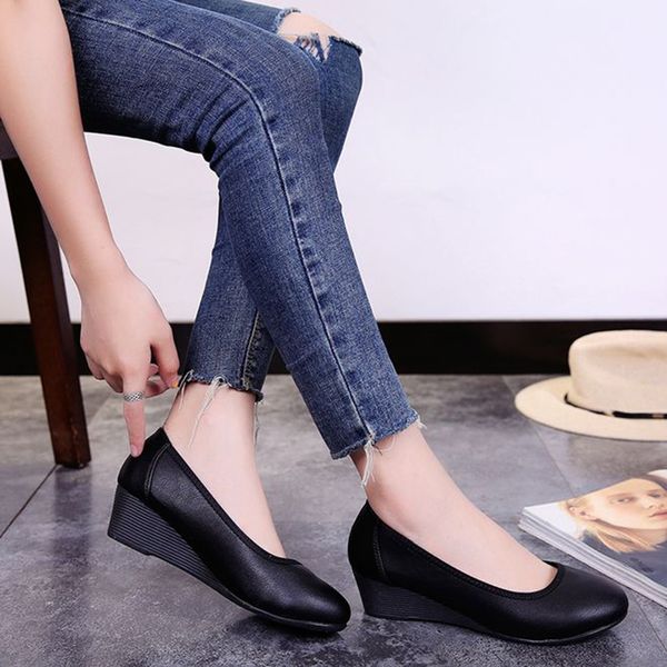 Work Shoes Soft Bottom Is Comfortable To Wear Women S Shoes