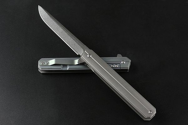 

Outdoor Tactical Camping Survival Folding Knife Titanium Handle Assisted Opening EDC D2 Stonewash Blade Pocket Knives Best Gift P126F