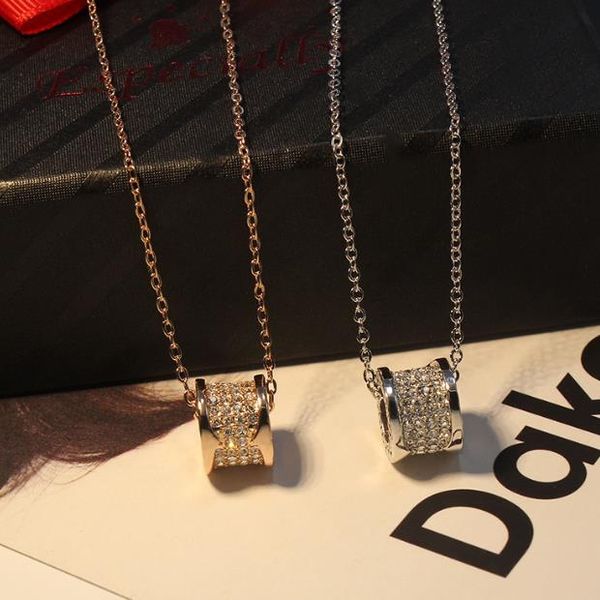 

classic round set with golden collarbone chain short necklace stylish joker web celebrity necklace female alloy necklace, Silver