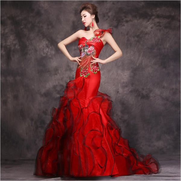 Red Women Chinese Wedding Vestido Female Sexy Long Qipao fishtail moderno Cheongsam fashion una spalla Women party dress