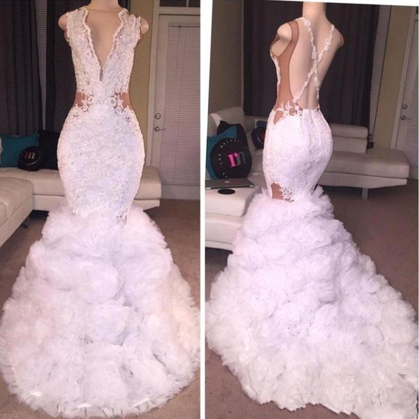 

2018 modest lace mermaid prom dresses plunging v neck puffy skirt criss cross backless evening dress cascading long train party gowns, Black