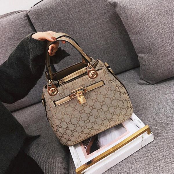 

Women european tyle bag fa hion zipper de igner handbag ca ual houlder me enger bag brand de ign hipping