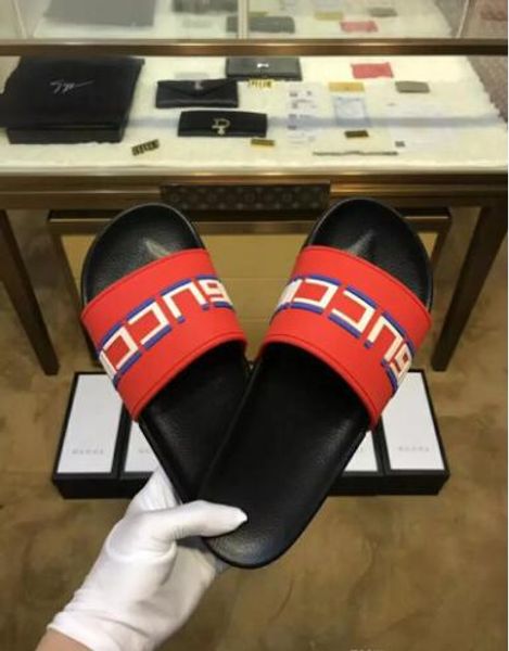 

Новый 2018 завод outlet мода полосатый печати резиновые слайд сандалии мужские тапочк