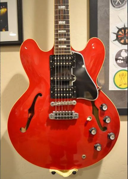 

Custom 1959 Alvin Lee Big Red 335 Semi Hollow Electric Guitar '60s Dark Brown Neck, Little White Block inlay, Black Pickguard, HSH Pickups