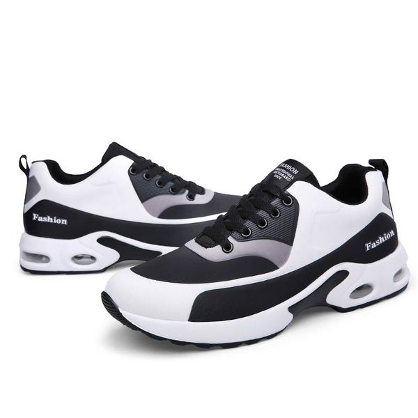 scarpe da ginnastica grandi