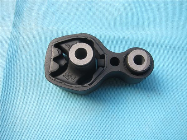 Gummi für hintere Motorhalterung Nr. 1 für Mazda 3 14 AXELA BM CX5 2013 KE KR12-39-040