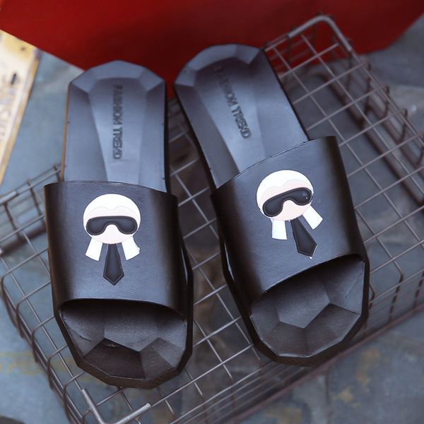 

new fashion women and men summer sandals casual shoes printing galeries lafayette brand designer slippers boys and girls slippers size 35-45, Black