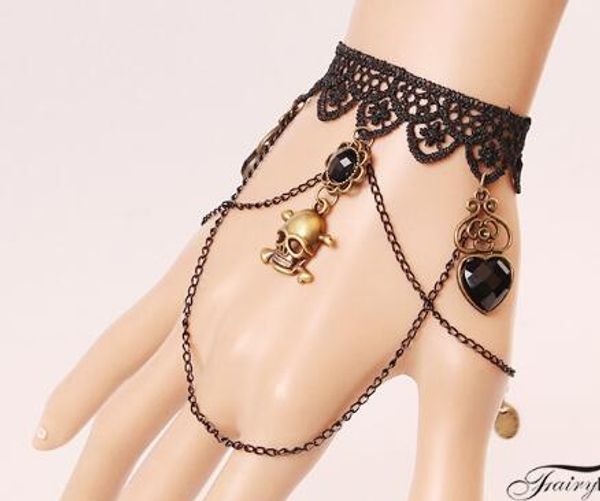 Hot novo estilo Europeu Halloween pequenos acessórios atacado pulseira de renda preta crânio em forma de coração jóias vintage moda clássico delicado