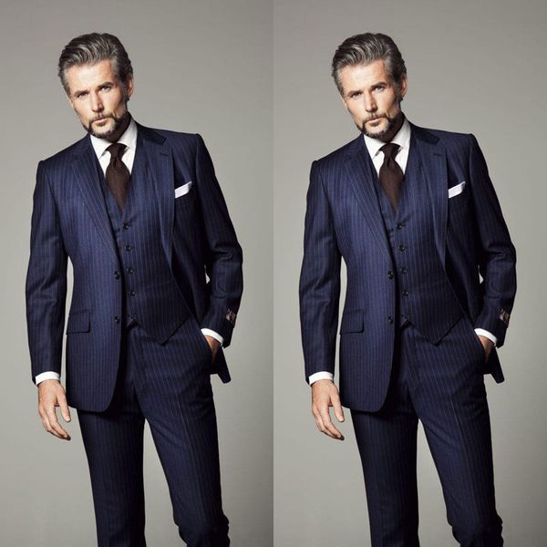 

Темно-Синий В Полоску Свадебные Смокинги Slim Fit Костюмы Для Мужчин Дешевые Жених Костюм Три Части Выпускного Вечера Формальные Костюмы С Курткой Жилет И Брюки