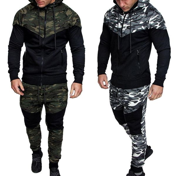 

2018 new plus size men running set camo print patchwork sport jacket jogging 2pcs tracksuit sportwear hoodies sweatshirt pants, Black;blue