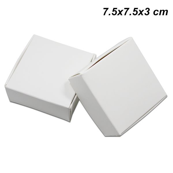 

50pcs/lot white 7.5x7.5x3 cm kraft paper birthday party gift box for pearl jewelry craft arts package box cake pack box for cookie chocolate