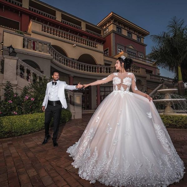 

2018 новый арабский шампанское элегантные свадебные платья a line тюль sheer длинные рукава кружева аппликация свадебные платья свадебные пл, White