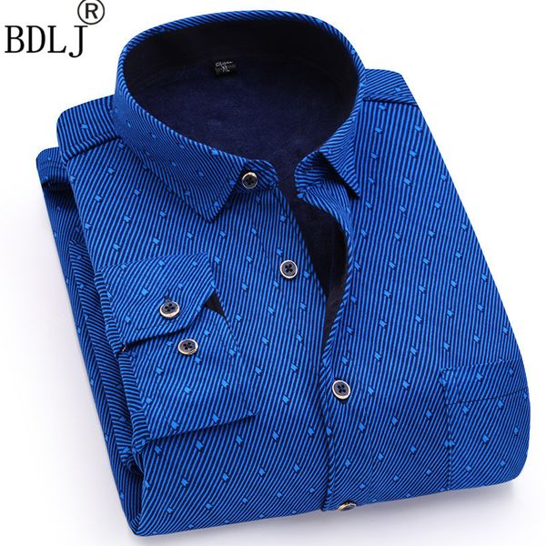 

2017 new winter warm plaid casual men long sleeve shirt men fashion thick flannel shirt chemise homme camisa social masculina, White;black