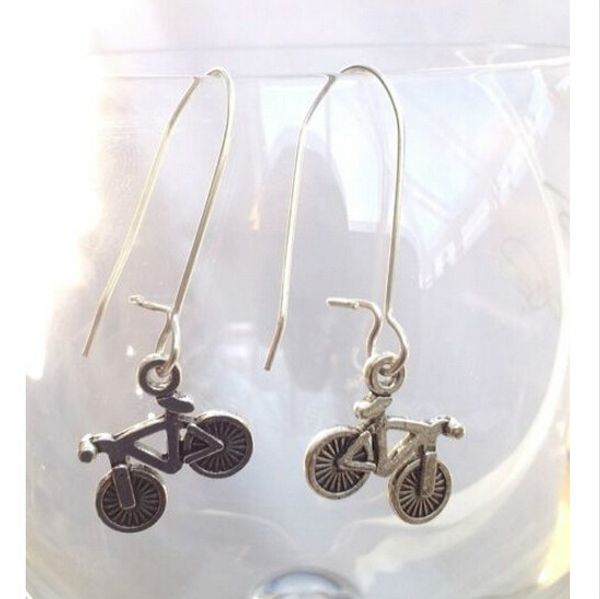 

50 пара / лот древний серебряный велосипед шарм серьги для женщин девушки бижутерия день святого валентина подарок ювелирные изделия y006, Silver