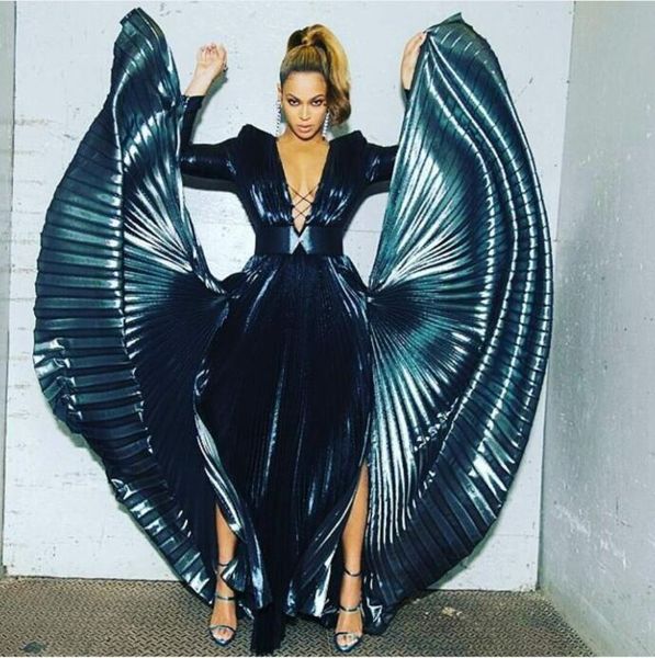 Vestido de noite yousef aljasmi kim kardashian manga longa decote em vil ganetas divididas ls almoda gianninaazar zuhlair murad ziadnakad 0044