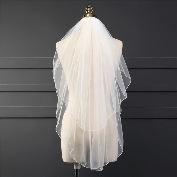 

2018 new short white ivory wedding veil appliques lace beaded bridal veils bride wedding accessories for wedding dres2413, Black