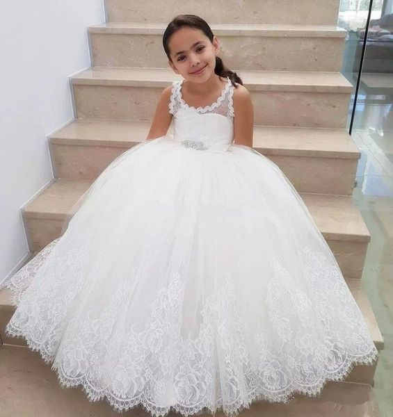 Chegada Meninas Adolescentes Pageant Vestidos De Baile Lace Appliqued Frisada Com Sash Flower Girl Vestidos Crianças Vestidos Formais