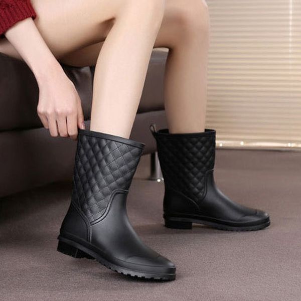 

2018 women boots rain italianate rubber rainboots galosh rain boots women water bot short tube galoshes, Black;red