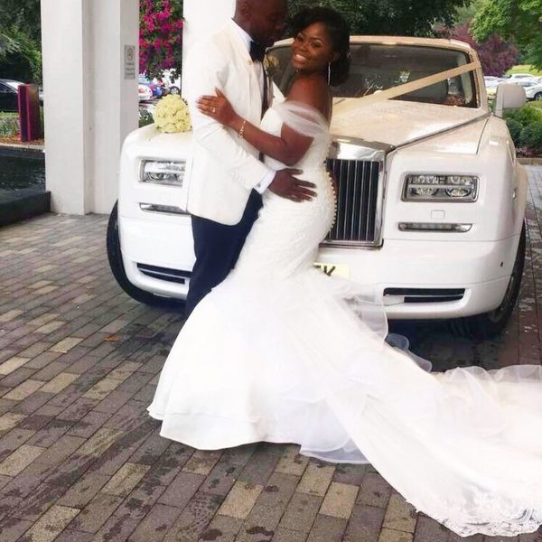

african plus size wedding dresses off the shoulder 3d appliques ruffles mermaid wedding dress back covered buttons bridal gowns long train, White