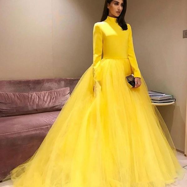 Moda Amarelo vestido de Baile Vestidos de Baile de Alta Neck Mangas Compridas Tule Prom Vestido de Festa Glamorous Celebrity Evening Dress