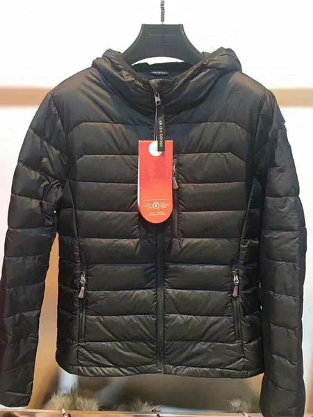 

2018. Classic Brand woMen Winter Outdoor white Duck Down Jacket man casual hooded Down Coat outerwear mens warm jackets Parkas 701