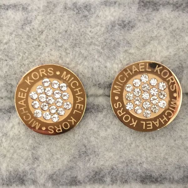 

ГОРЯЧАЯ ПРОДАЖА 2019 Ювелирные изделия известного бренда Оптовые цены 18 К нержавею