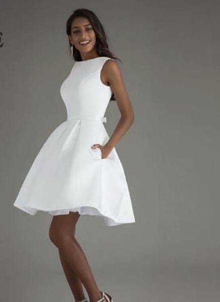 

2019 new short wedding dresses with pockets backless scoop neckline pleats a-line sleeveless mini satin bridal gowns vestido de noiva w1221, White