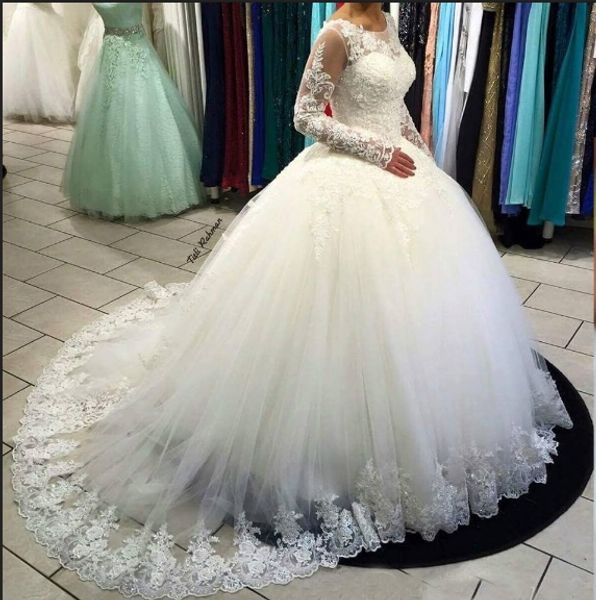 

Gorgeous Long Sleeve Lace Ball Gowns Tulle Wedding Dresses Jewel Neck Long Sleeves robe de mariee Long Bride Dresses