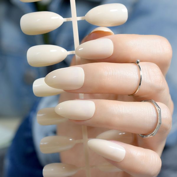 

24pcs/kit almond sharp nail art tips candy color light nude medium sharp fake artificial nails stileo design makeup tool 637p, Red;gold