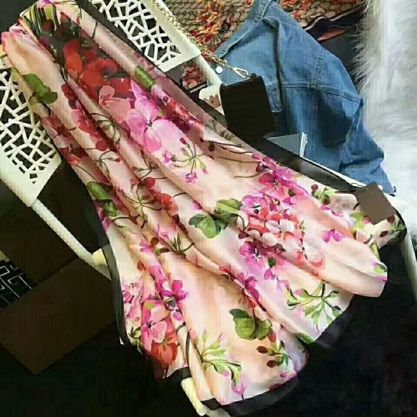 

Cachecóis yiliwholesalemarket