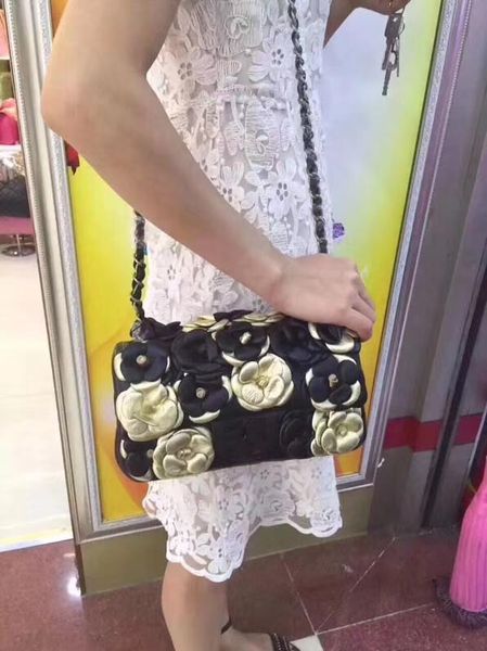 

2018 Hot! Hot! Hot!Women's luxury single-shoulder bag, designer women's chain bag, women's leisure bag, size: 25.5*14*7CM