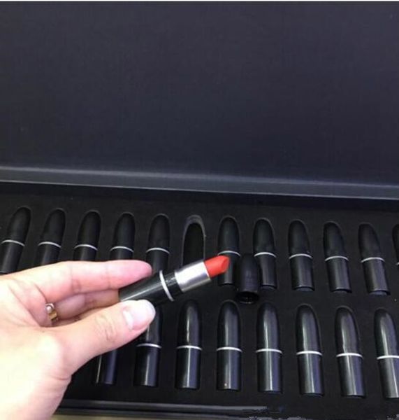 

018 selling good sale new brand matte lipstick thirty different colors set