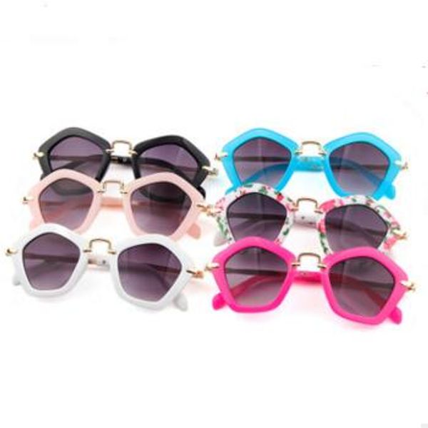 

children polygon sunglasses summer new arrival trendy boys girls white black uv400 sunglasses fashion frame kids eyewear 6 colors