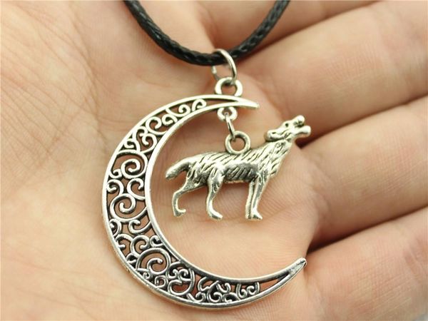 

wysiwyg 5 pieces leather chain necklaces pendants choker collar pendant necklace women howl wolf 26x20mm n6-b11573-b10964, Golden;silver