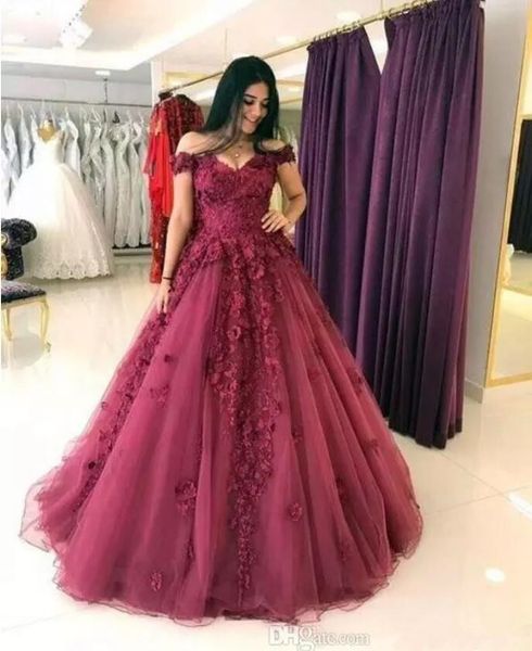 

2019 long elegant evening dresses tulle a line party gowns off shoulder lace applique bodice custom made formal prom dresses, Black;red