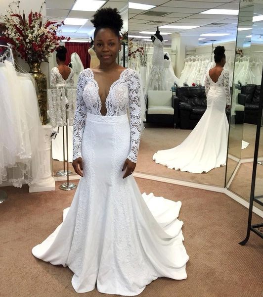 

2019 кружева русалка свадебные платья глубокий v шеи спинки кружева свадебные платья с длинными рукавами плюс размер развертки поезд vestido, White