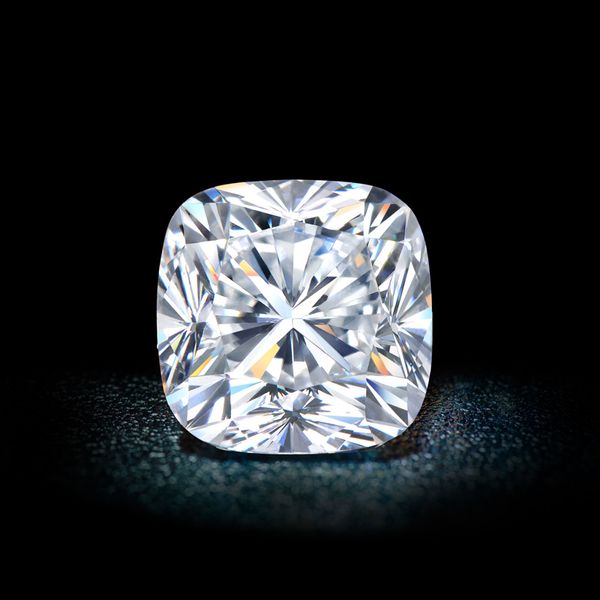 

0.15Ct ~ 6.0Ct (3MM ~ 10.5MM) Огранка подушки с сертификатом D / F Color VVS Clarity Синтетический алмаз Муассанитовый алмаз Свободный сертифицированный алмаз