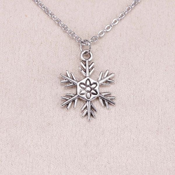 

new fashion silver pendant snowflake snow 18*24mm necklace women exquisite choker necklace jewelry