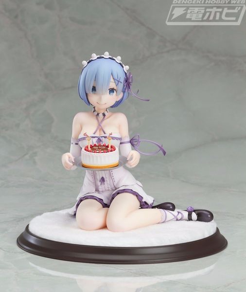 

re: с самого начала разной мировой жизни rae m rem birthday cake ver. ручка коробки
