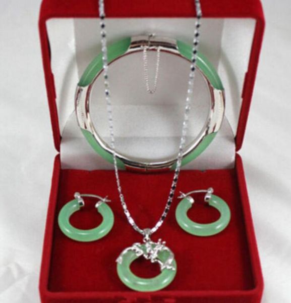 

genuine natural green dragon pendant earrings bracelet set, Black