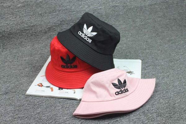 

2017 Brand Snapback Caps 3 Colors Strapback Baseball Cap Bboy Hip-hop Hats For Men Women Fitted Hat Black Pink White